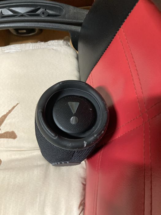 JBL Charge 5 - Usada em perfeito estado