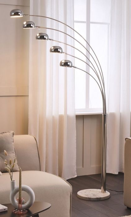 Lampa podłogowa stojąca jak nowa