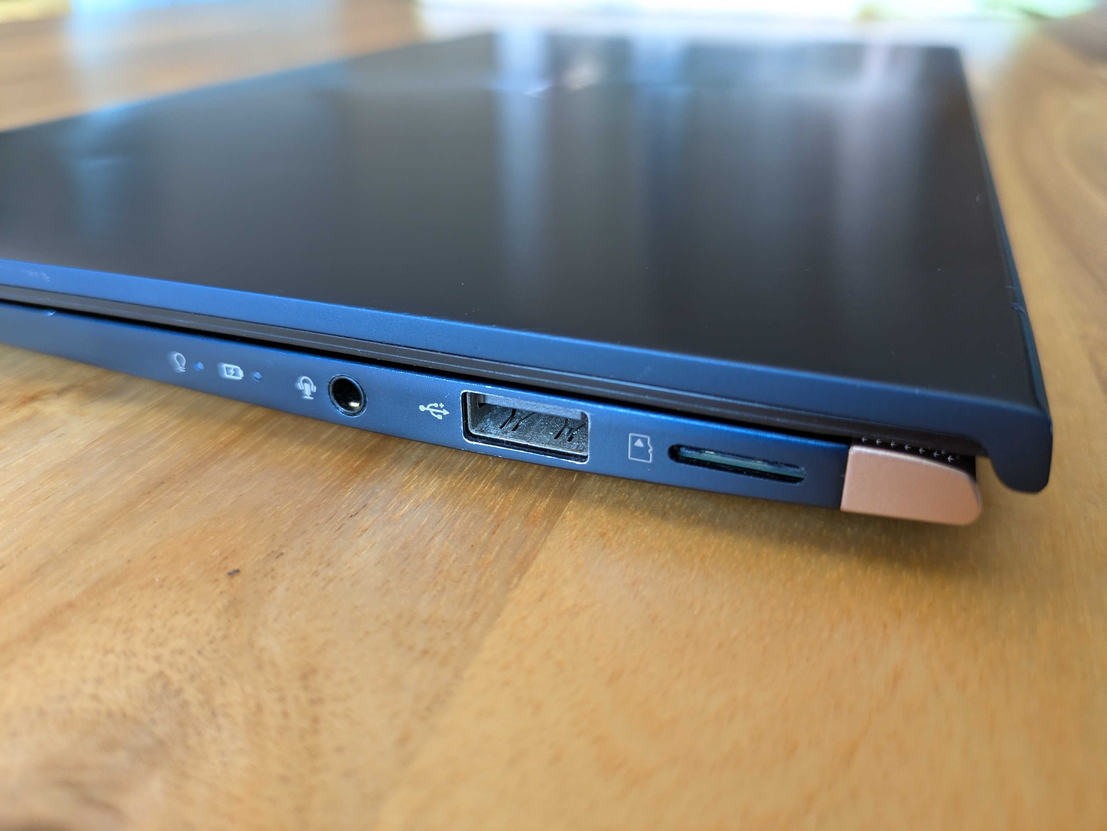 Asus ZenBook UX433F em muito bom estado