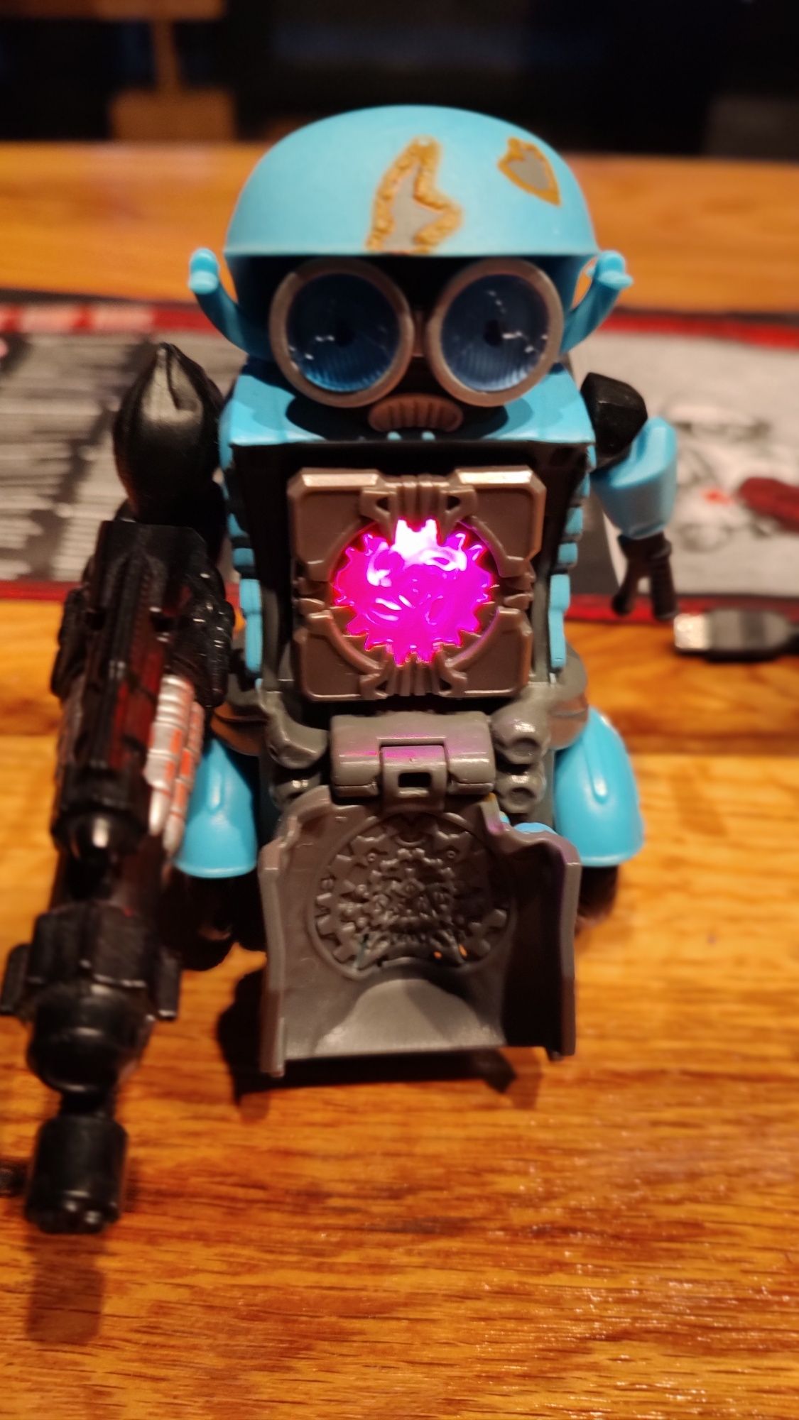 HASBRO Transformers starter Autobot Sqweeks, zabawka interaktywna 6+