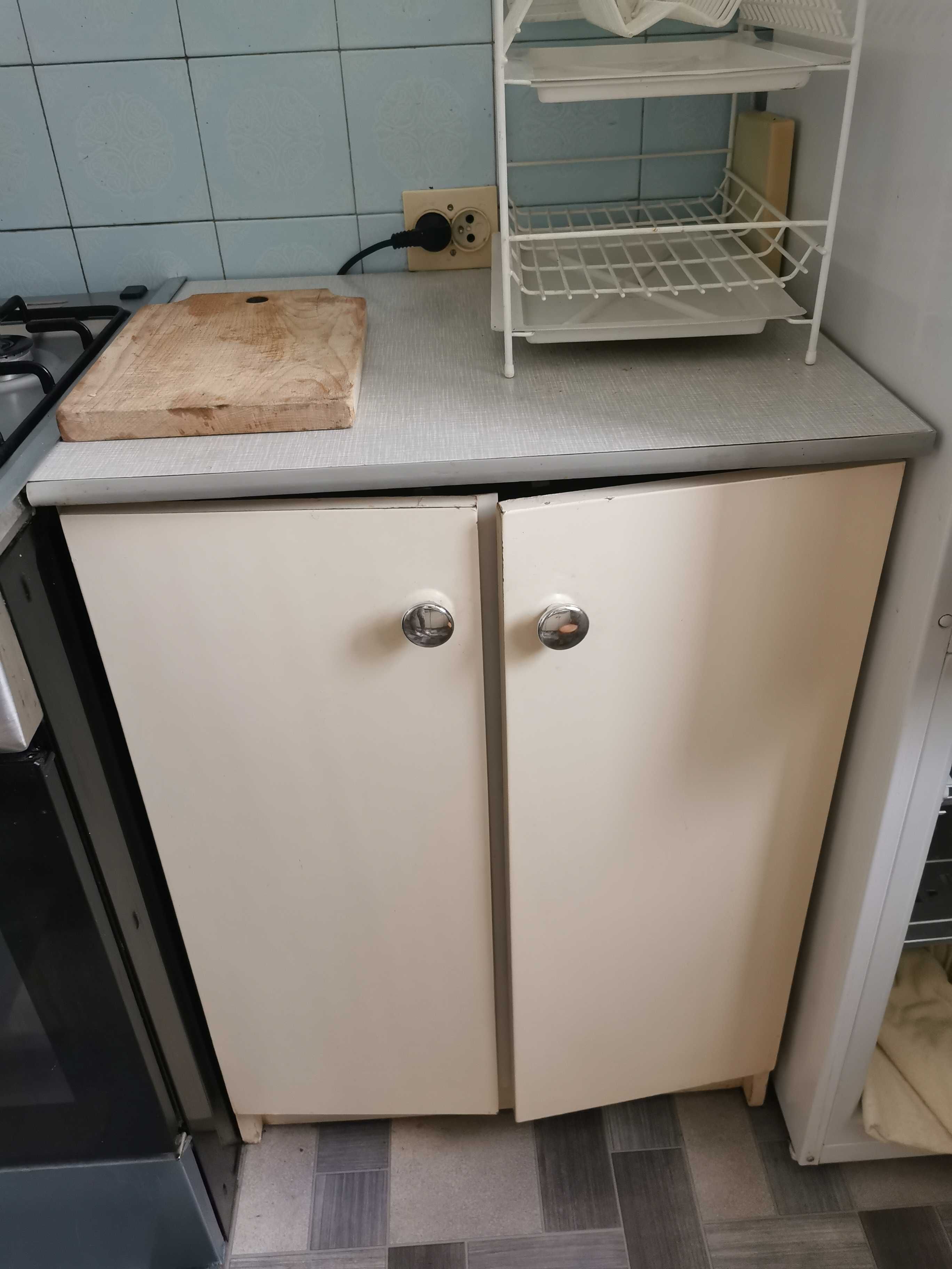 Meble sulejówek szafa kanapa