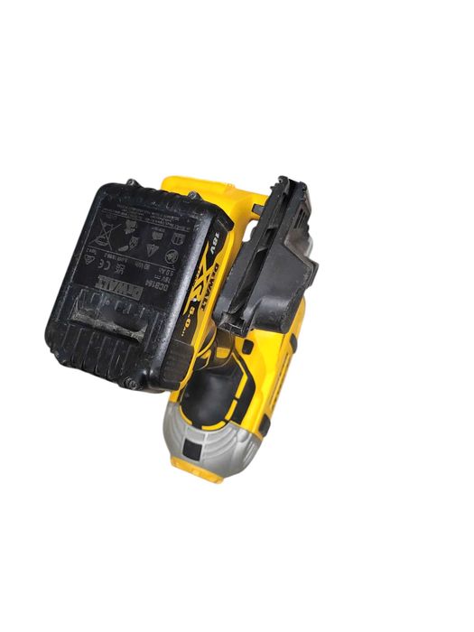 Gwoździarka Dewalt dcn692 aku 5ah