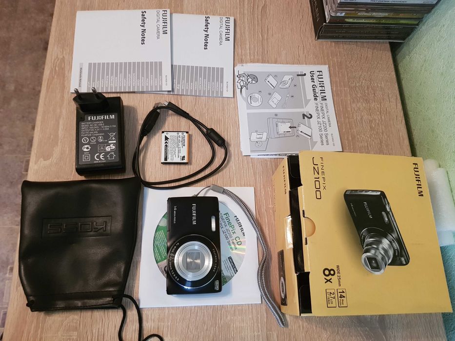 Фотоаппарат FUJI  FINEPIX  JZ 100 полный комплект