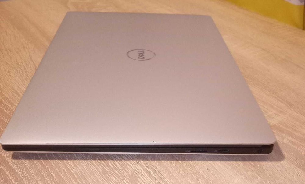 laptop DELL XPS 7390 13.3" i5- 10210U/8GB RAM/256GB SSD m2/Win10PL/FHD