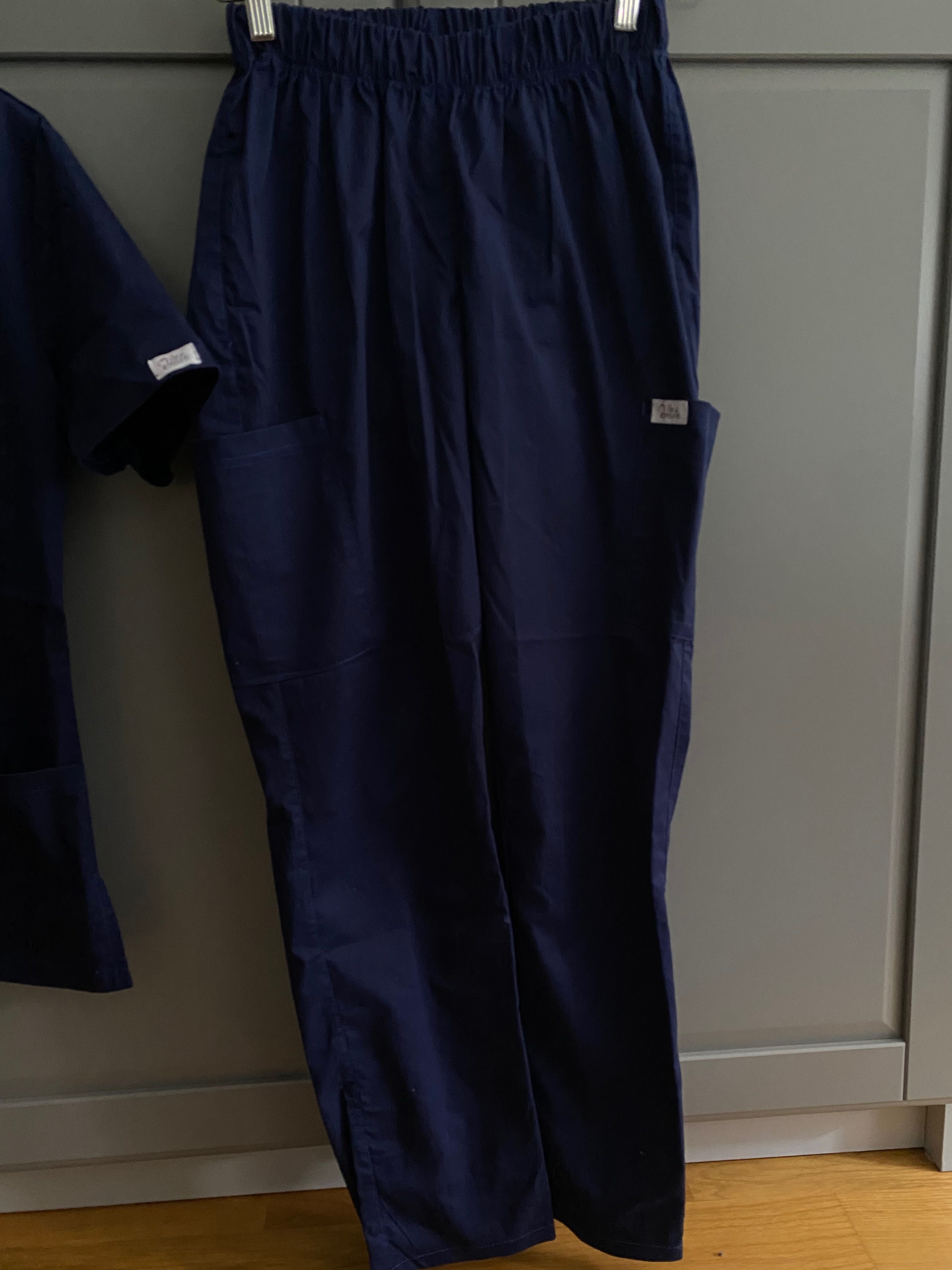 Scrubs medyczny granatowy M 38 damski