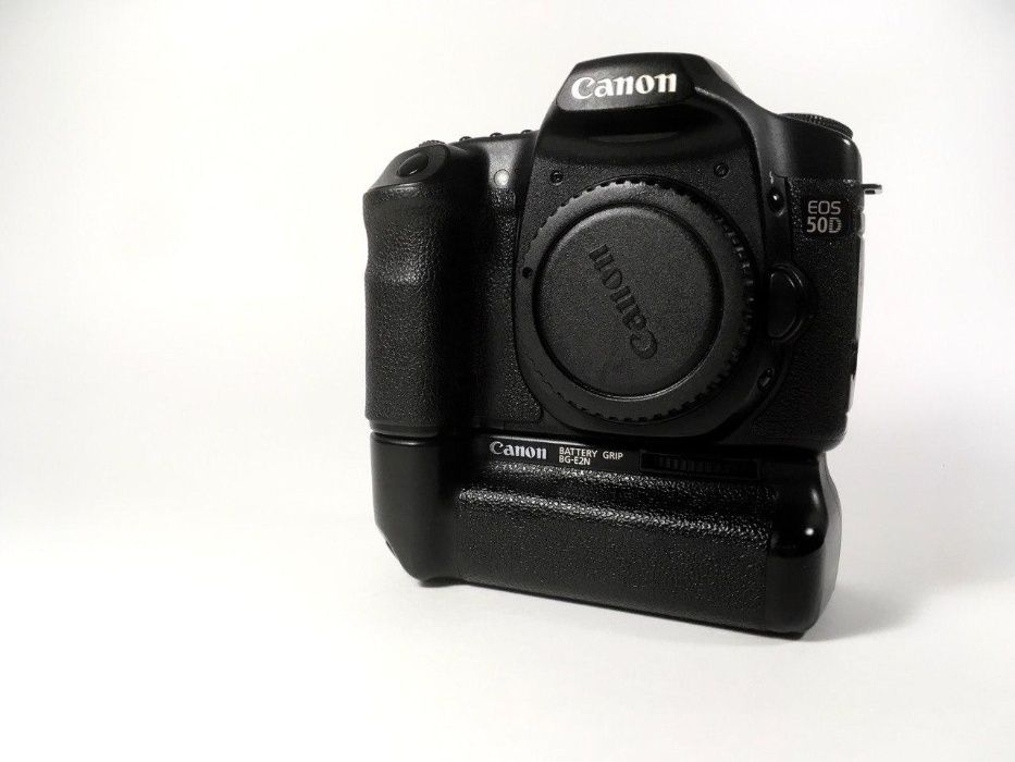 Canon 50D цифровая фотокамера на 16 миллионов пикселей