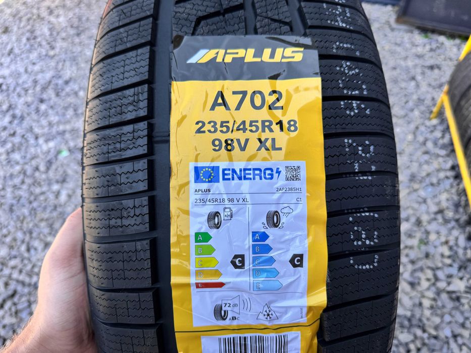 В наявності в Івано-Франківську 235/45 R18 Aplus A702 98V Нові зимові