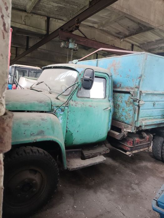 Автомобіль ГАЗ 53