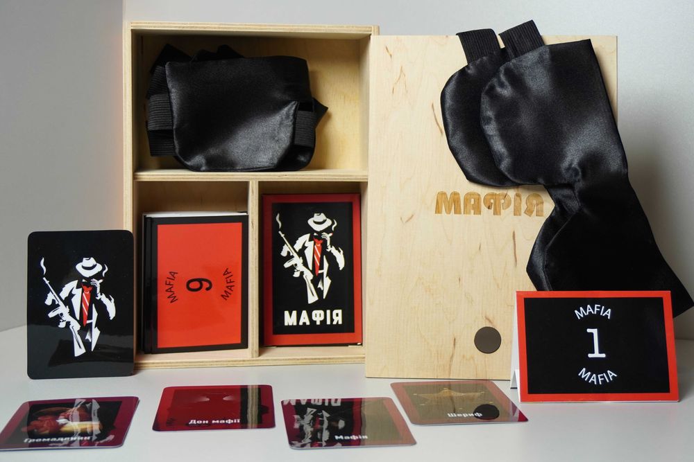 Подарунковий класичний набір для гри в мафію