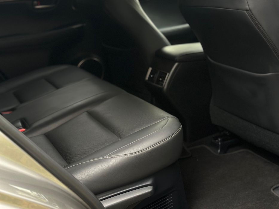 Lexus NX2016t терміновий продаж, тому вартість значно знижена !