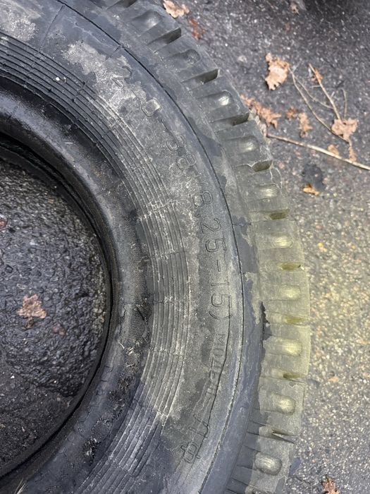 Колесо шина трактор