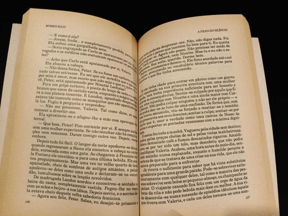 "Filha do Silêncio" por Morris West