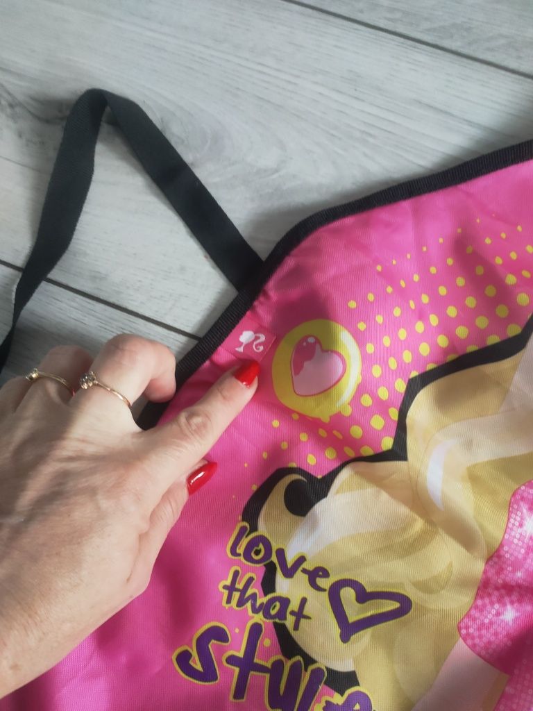 Fartuszek dziewczęcy Barbie