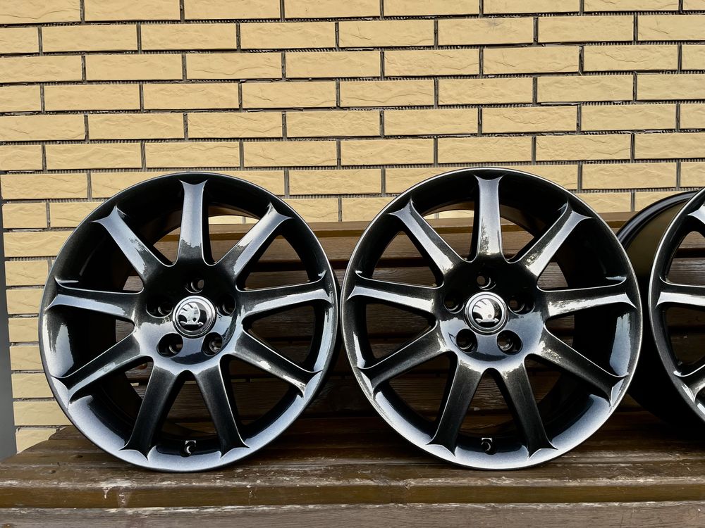 Диски оригінал R17 5.112 ET45 цо 57.1 гольф пассат ауді а4 а6 шкода