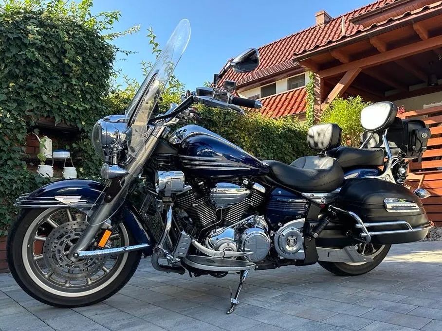 Yamaha Midnight Star Yamaha Stratoliner XV1900 Midnight Star Polski salon bogato ubrany