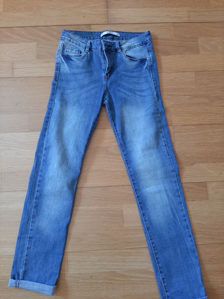 Calcas de ganga Stradivarius 38 Lefties 34