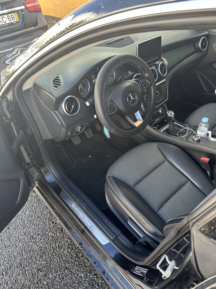 Vendo Mercedes-Benz Cla