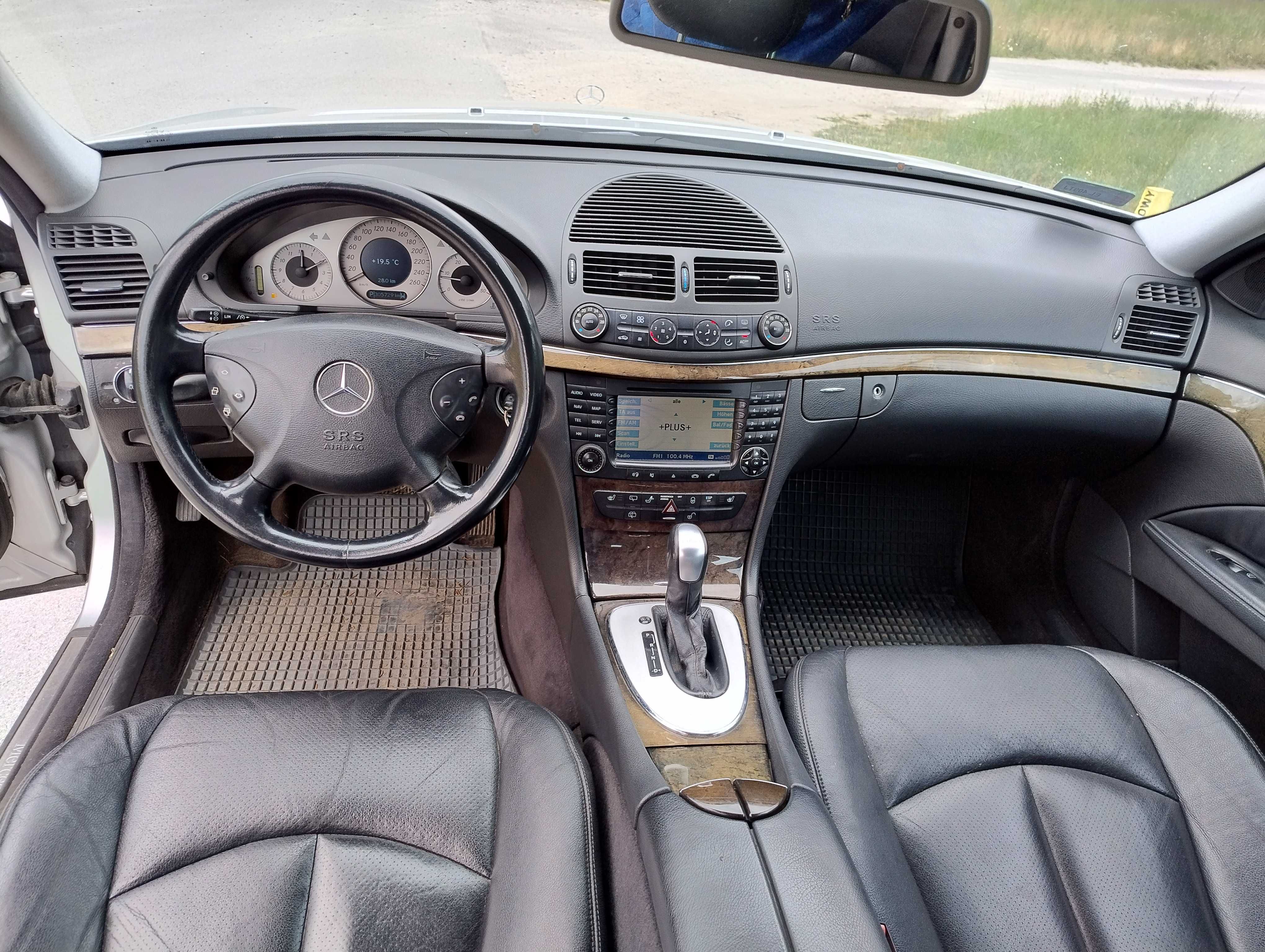 2.7 cdi automat w dobrym stanie  zarejestrowany niski przebieg