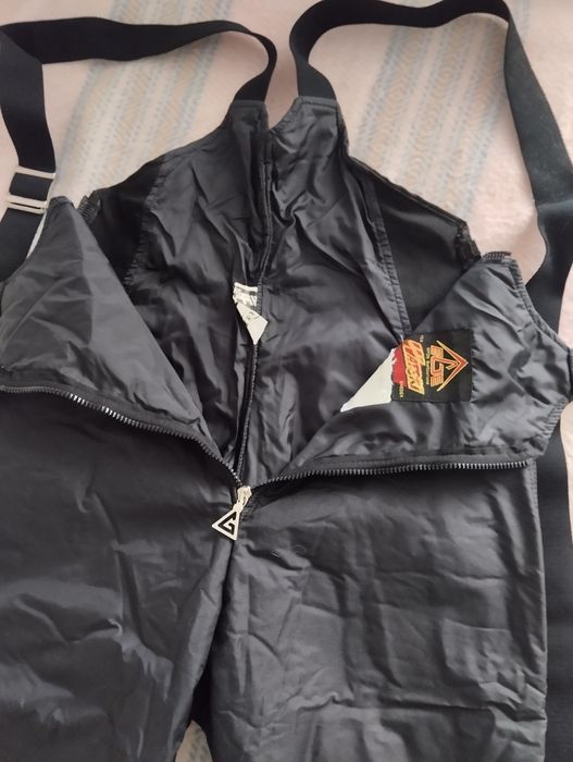 Лижні штани жіночі в дуже гарному стані!