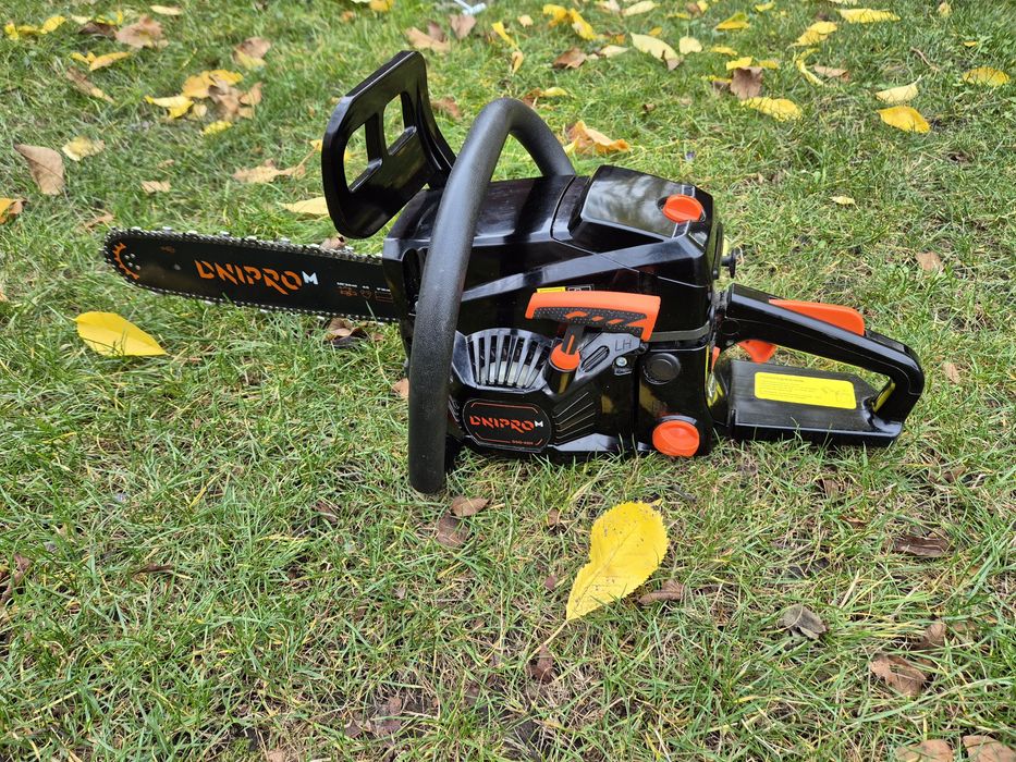 Бензопила Dnipro-M DSG-62H 62см.куб.