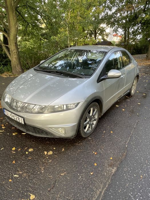 Honda Civic 8 VIII 1.8 V-TEC