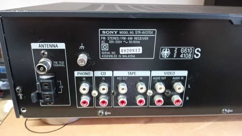 Sony STR AV 370 Amplituner