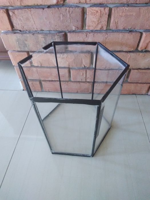 Akwarium małe , sześciokątne !