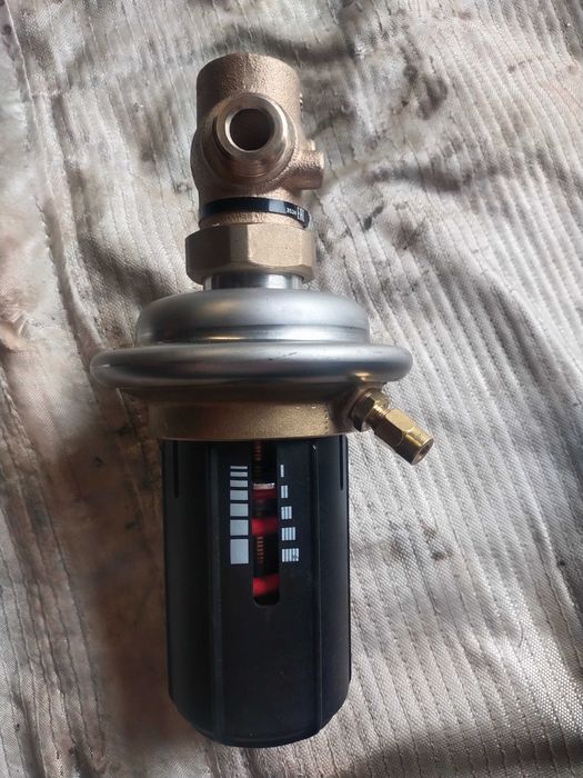 Regulator różnicy ciśnień Danfos nowy