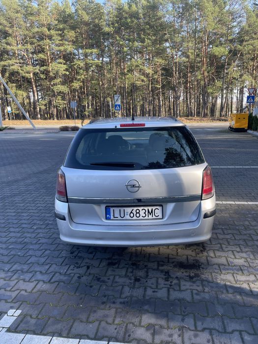 Продам Opel astra H