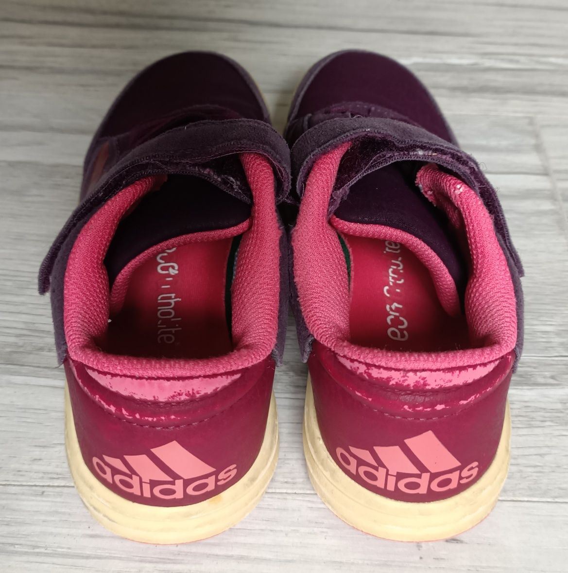 Buty dziewczęce firmy Adidas