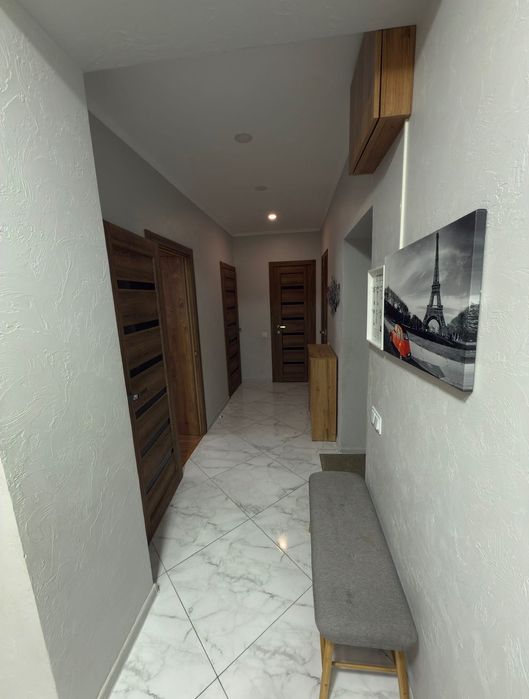 Здам в Оренду трьох кімнатну квартиру ЖК "Континент"