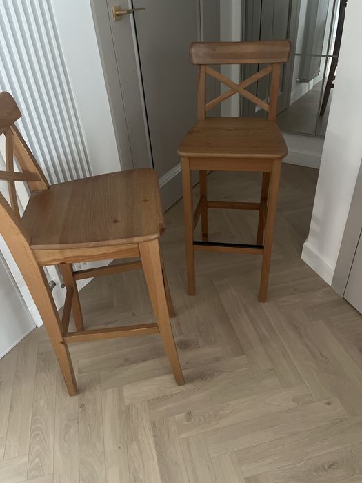 Dwa hokery stan świetny, Ikea.