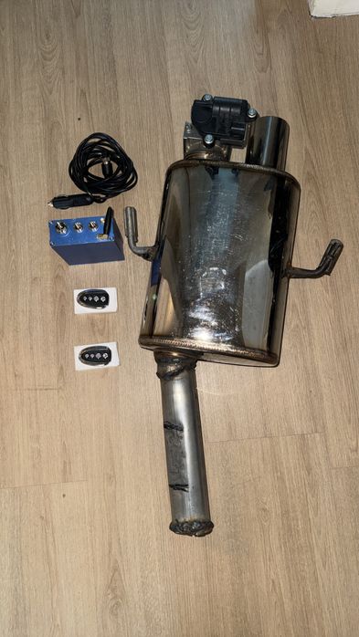 Panela de escape com vávula