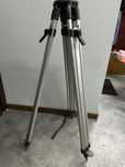 Statyw laser niwelator poziomica stojak