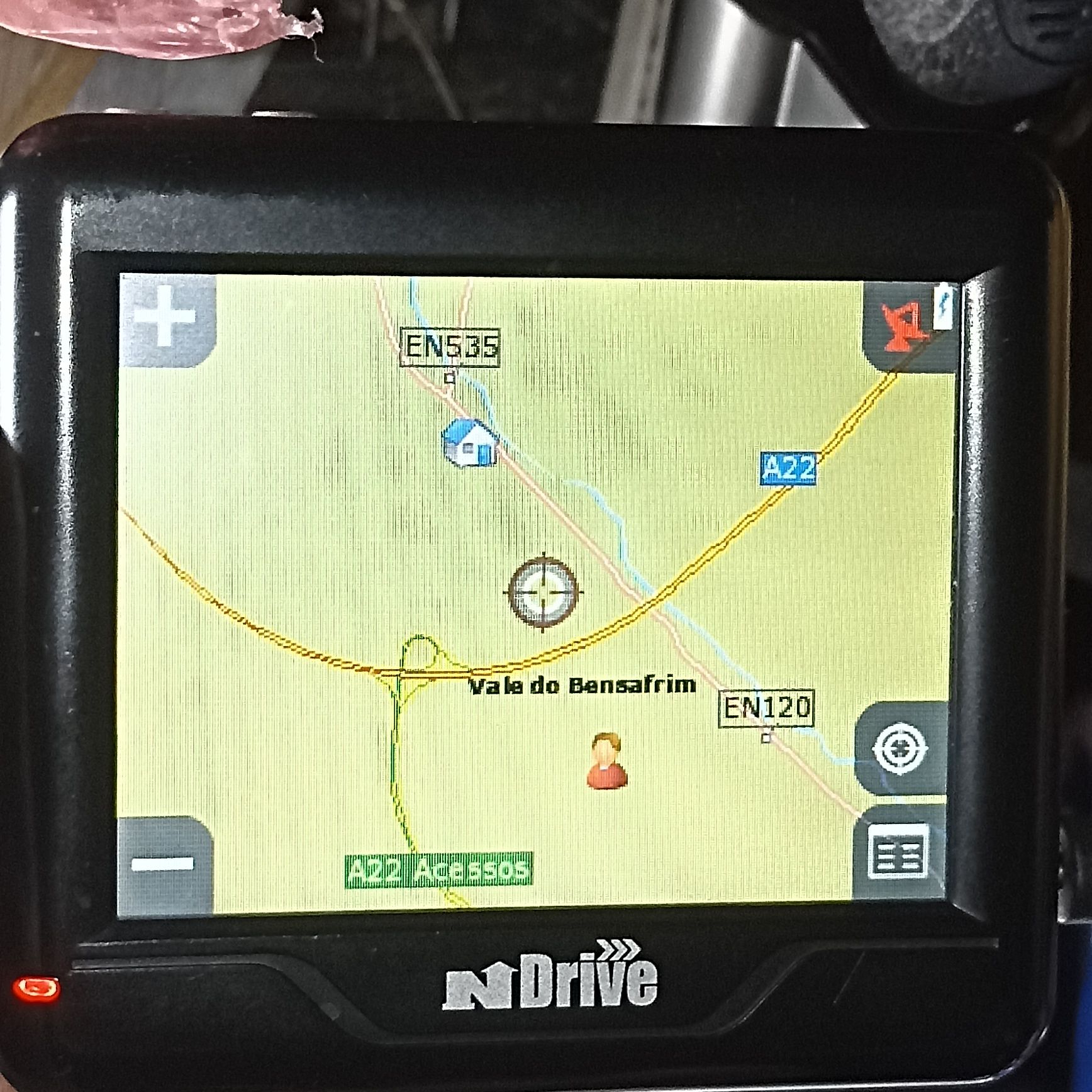 GPS NDrive 200 para carro e mota bem funcional