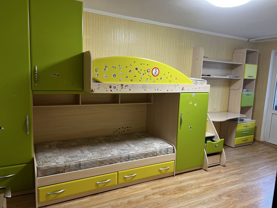 Меблі в дитячу кімнату