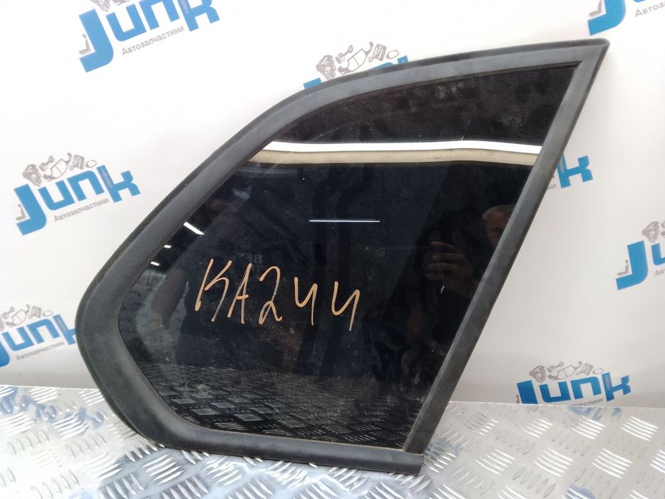 Стекло заднее глухое  правое 51377207878 для BMW X5 E70 2006-2013