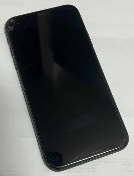 iPhone 11 64Gb Preto
