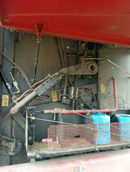 Prasa rolująca Laverda vb 12.18 siatka sznurek