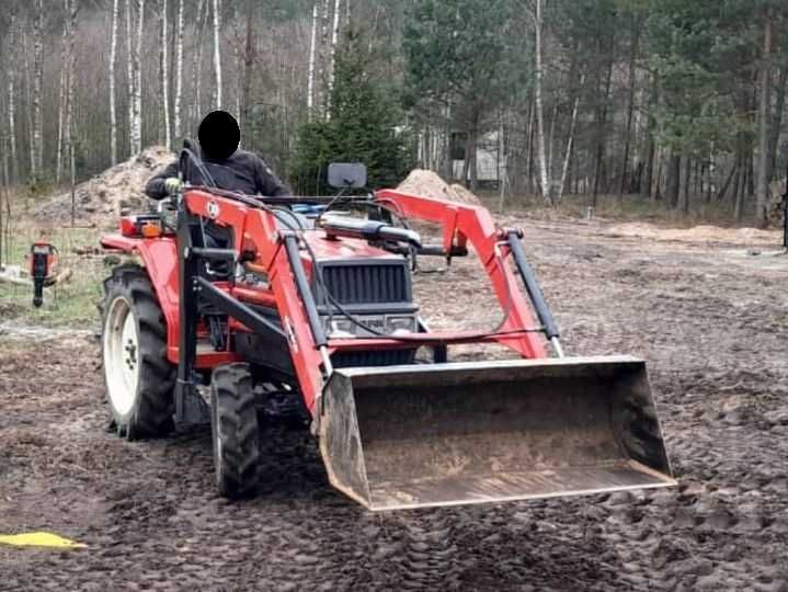 Traktorek YANMAR G18D z turem