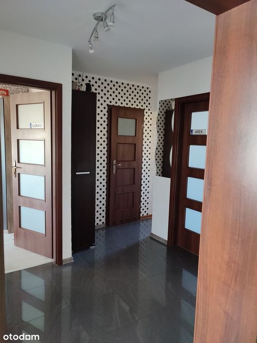 Przestronne 4-pokojowe mieszkanie spółdzielcze-własnościowe