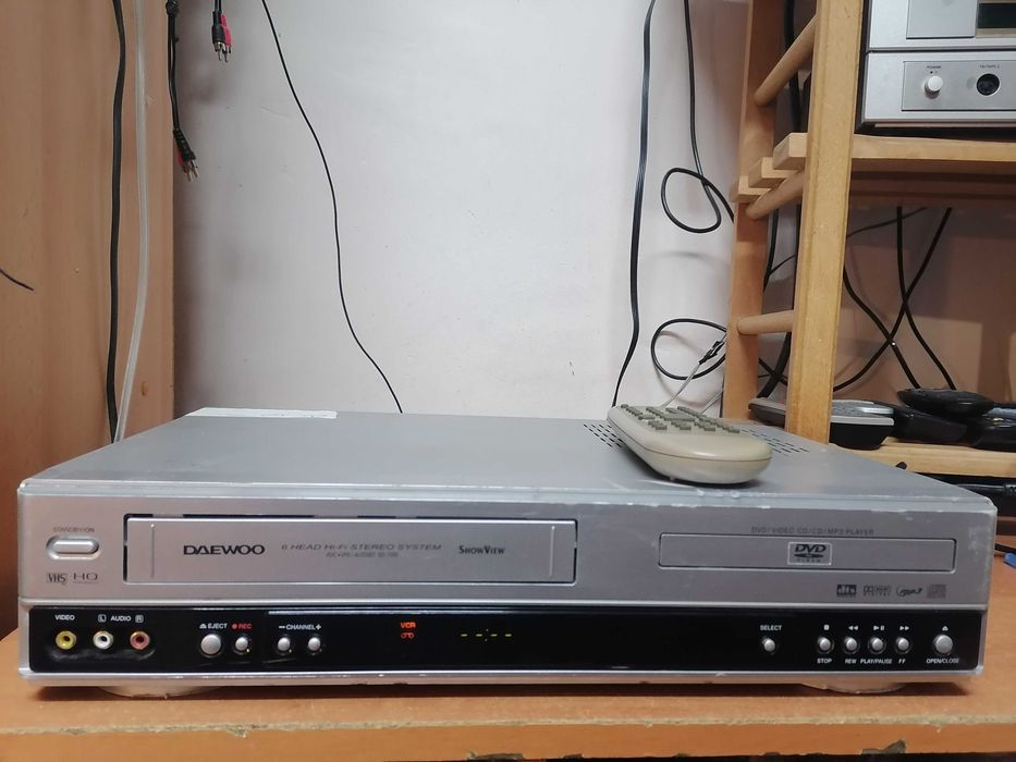 Magnetowid VHS Daewoo SD-7500 Pilot HI-FI Stereo