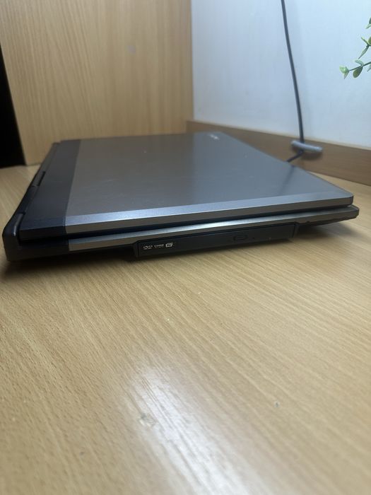 Retro Laptop Asus A6R