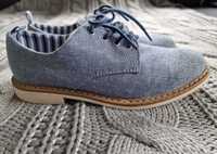 Buty chłopięce do garnituru jasnoniebieskie H&M r. 33 (20,5 cm)
