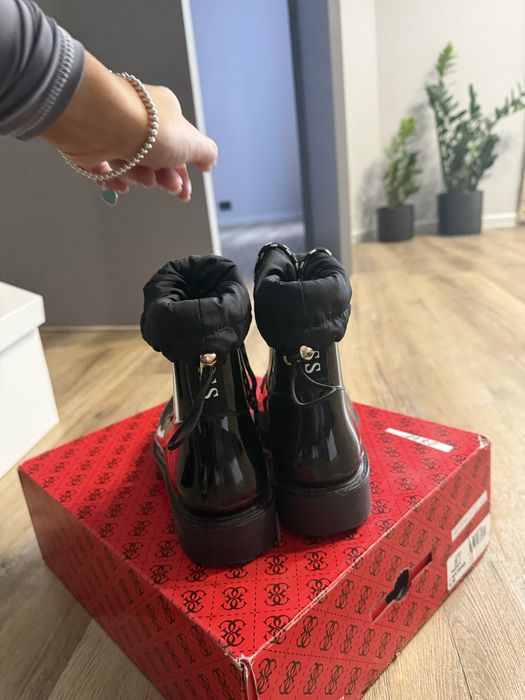 Ботинки guess чорні