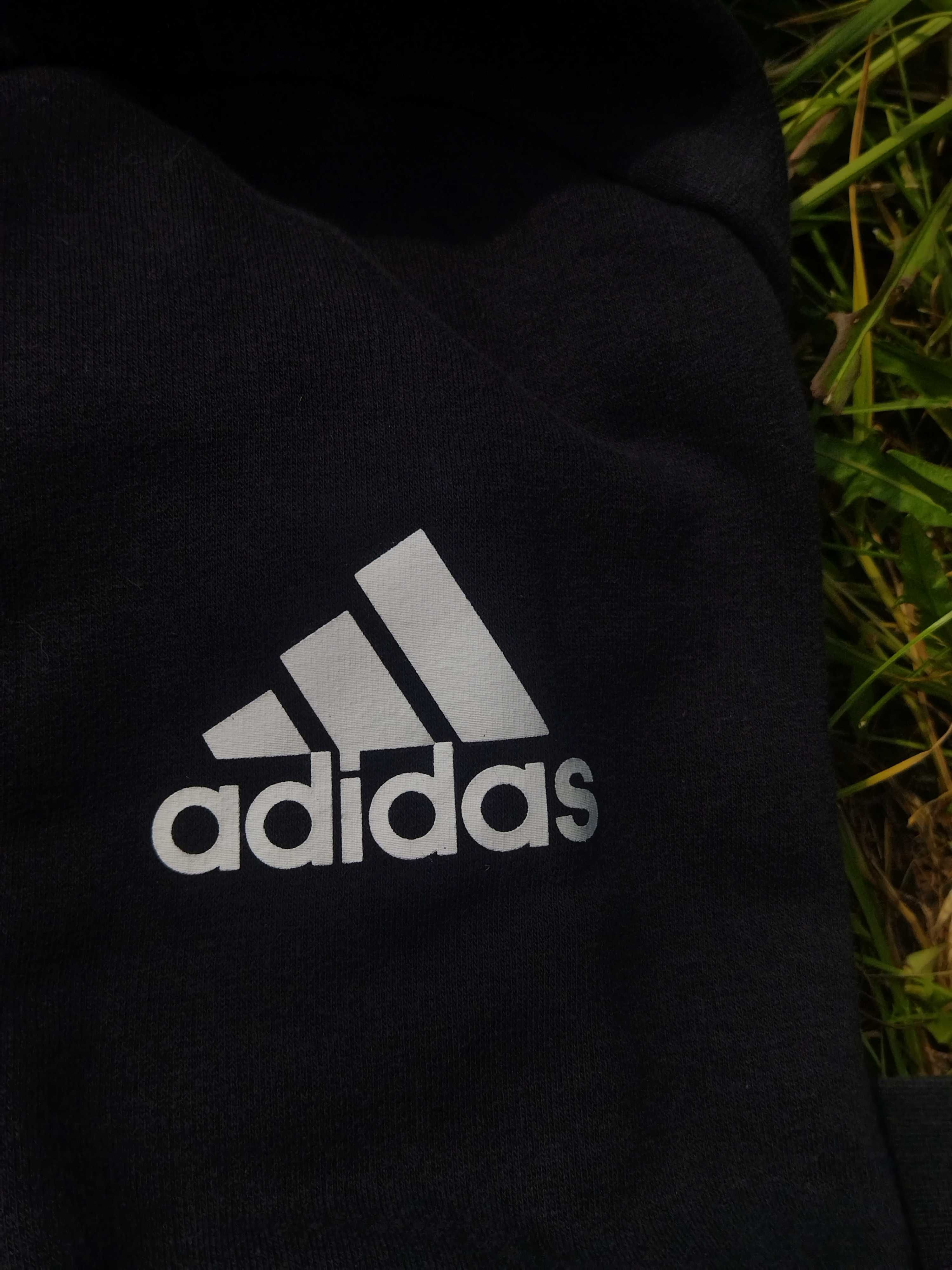 зіп худі Adidas в ідеальному стані)
