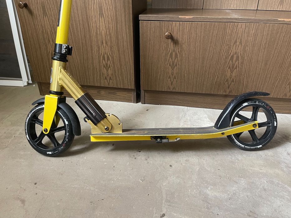 Самокат   Dagger