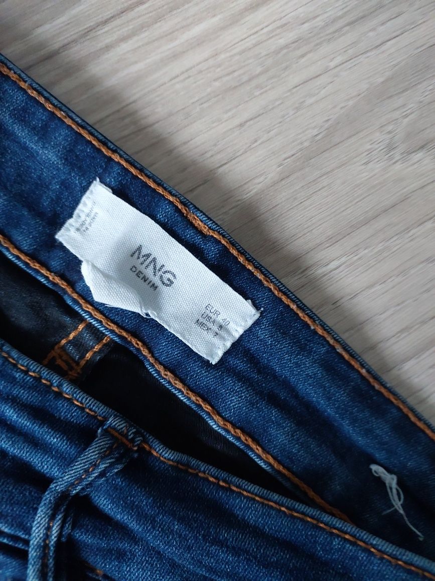 Spodnie rurki Mango jeansy rozm M