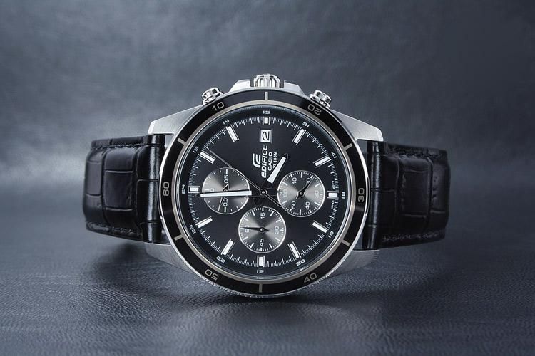 Мужские часы Casio EFR-526L-1A ! Оригинал! Фирменная гарантия 2 года!