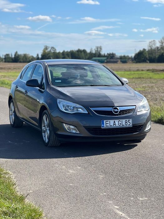 Opel Astra J 1,7 CDTI 2010